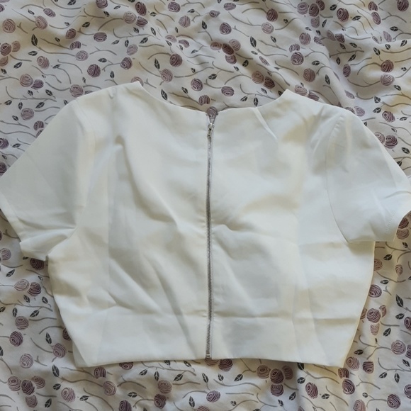TOBI white crop top - Picture 2 of 5